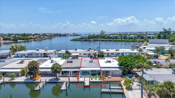 18 Seaside Court, HOLMES BEACH, FL 34217