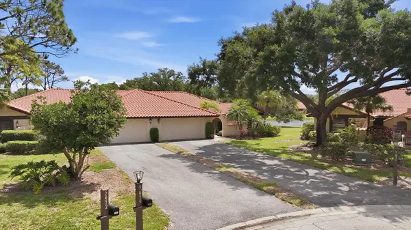 5451 Golf Pointe Drive #V-225, SARASOTA, FL 34243