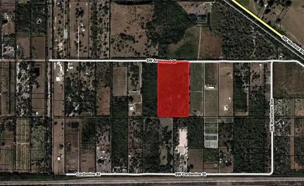 SW Arrowroot Street, INDIANTOWN, FL 34956