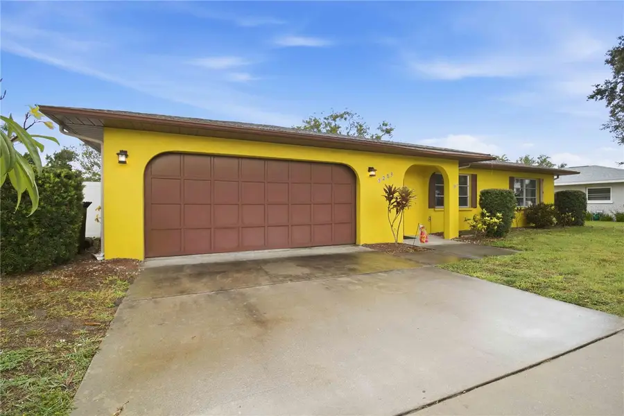 5203 18th Avenue W, Bradenton, FL 34209 - #2
