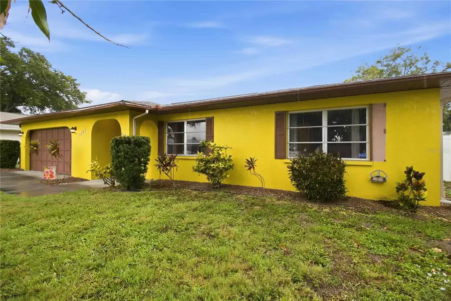 5203 18th Avenue W, Bradenton, FL 34209 - #3