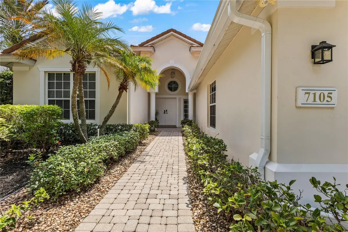 7105 Victoria Circle, Bradenton, FL 34201 - #1