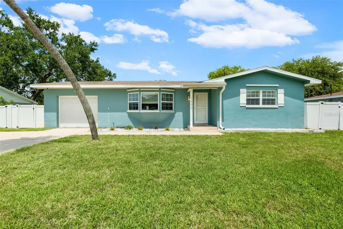 7690 91st Street, Seminole, FL 33777 - #1