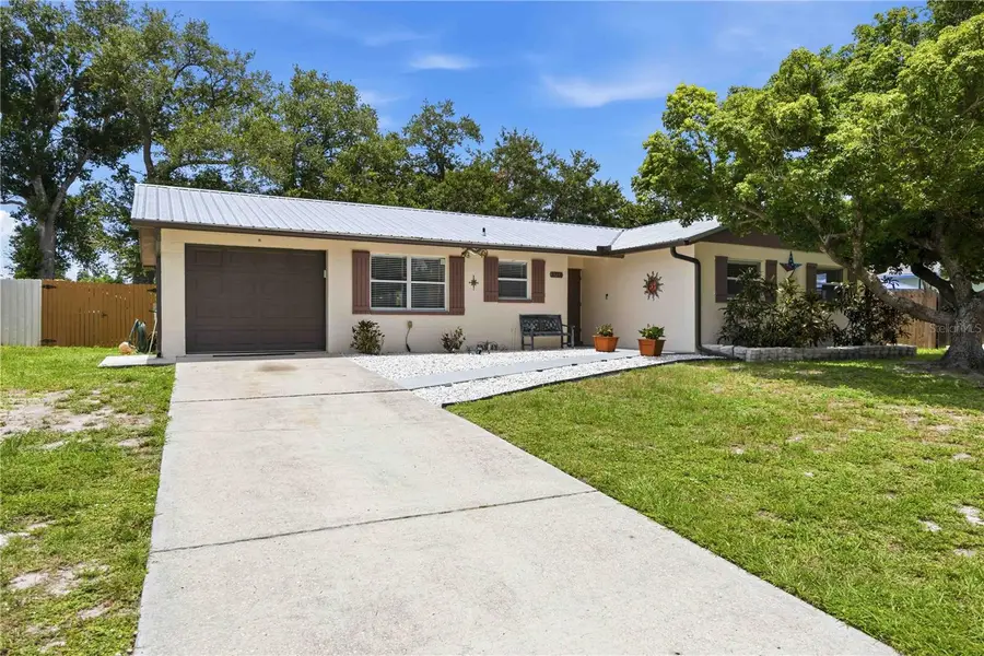 3718 Woodmont Drive, Sarasota, FL 34232 - #2