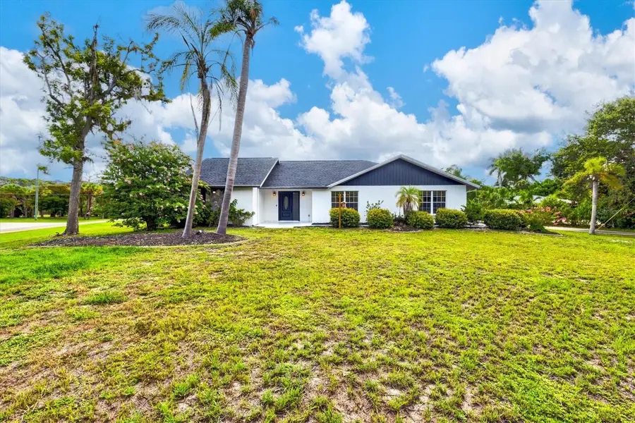1420 Mackintosh Boulevard, Nokomis, FL 34275 - #3