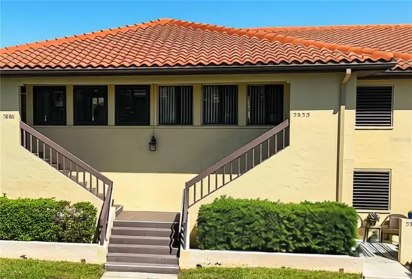 5231 Lake Village Drive #27, SARASOTA, FL 34235