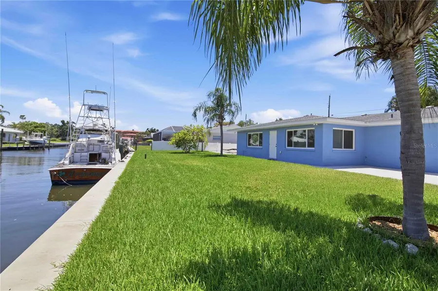 908 24th Avenue W, Palmetto, FL 34221 - #2