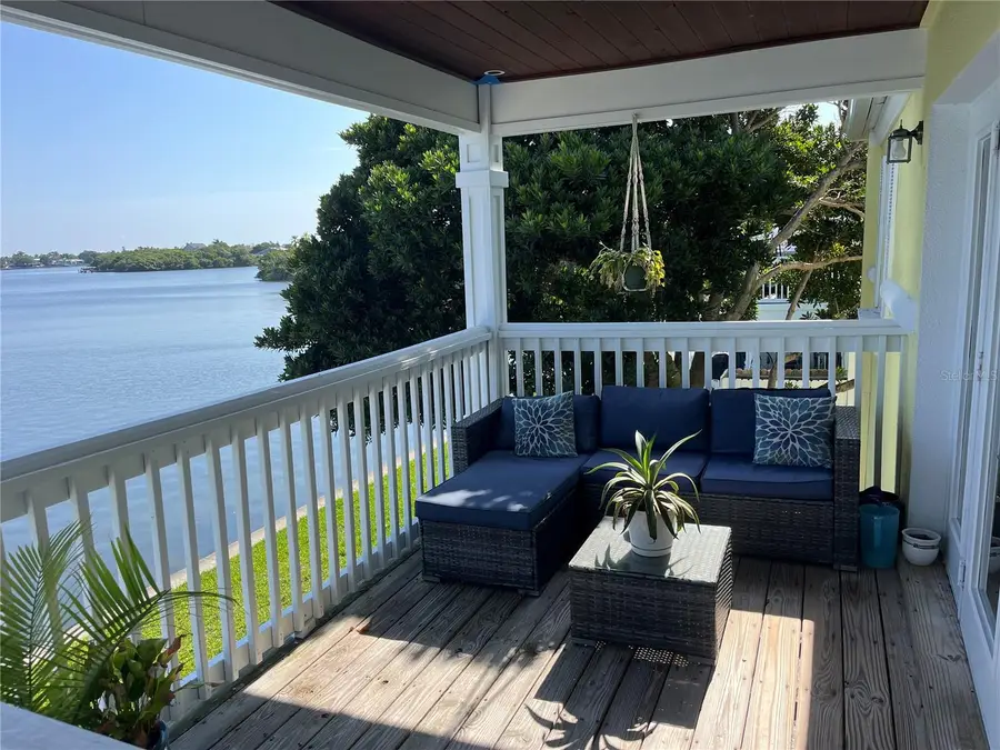 205 Pompano Drive Se #D, Saint Petersburg, FL 33705 - #2