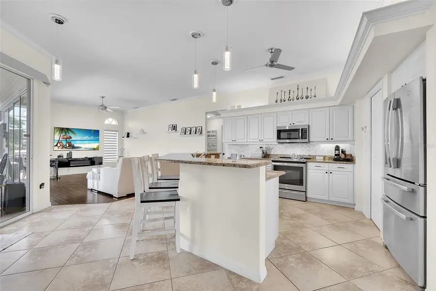 6817 Corral Circle, Sarasota, FL 34243 - #3
