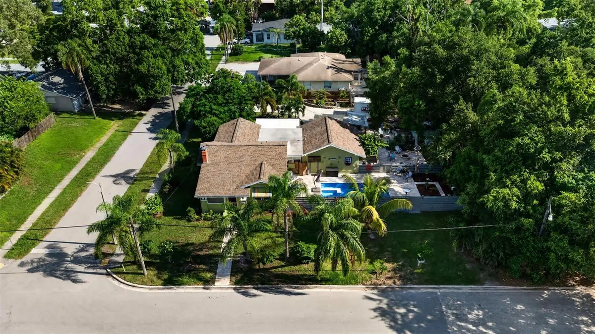 2404 W 11th Avenue, Bradenton, FL 34205 - #1