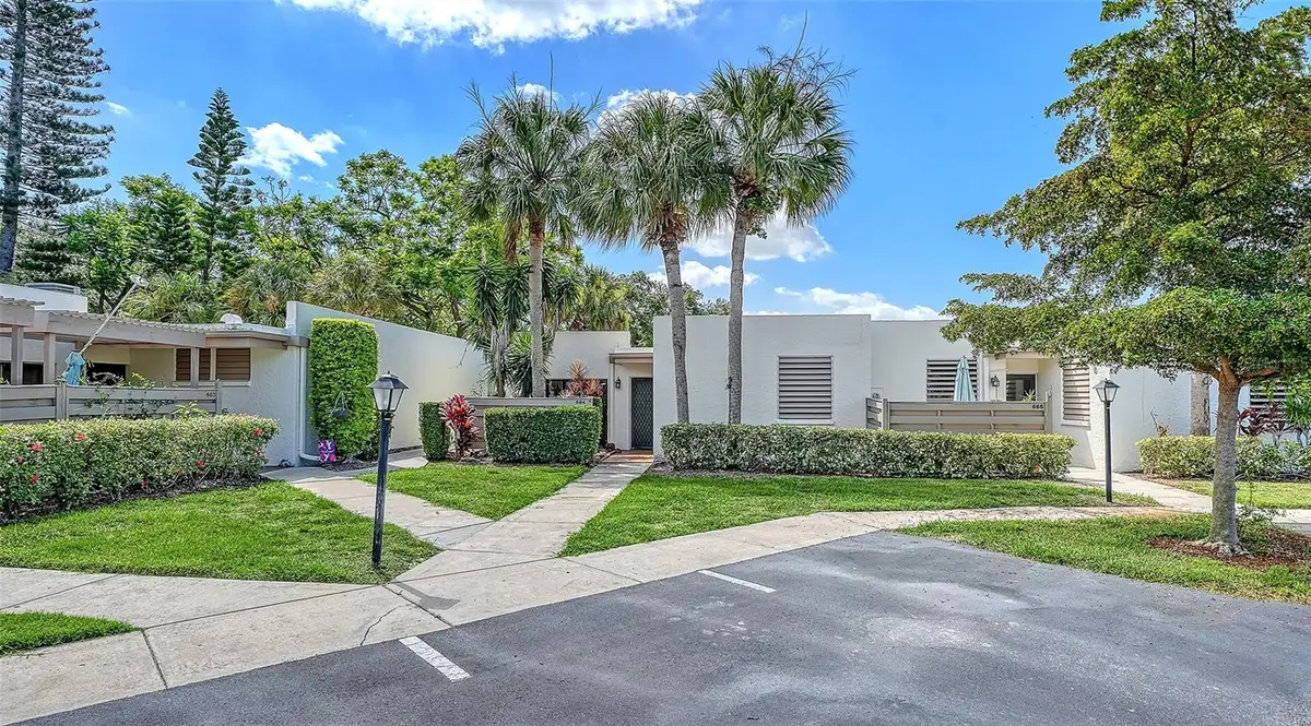 664 Woodlawn Drive, Bradenton, FL 34210 - #1