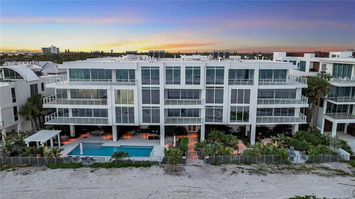 70 Avenida Veneccia #204, Sarasota, FL 34242 - #1