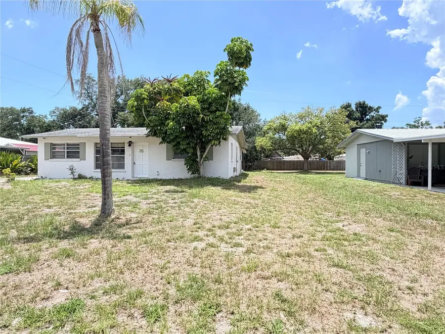 3842 Hawkeye Circle, Sarasota, FL 34232 - #2