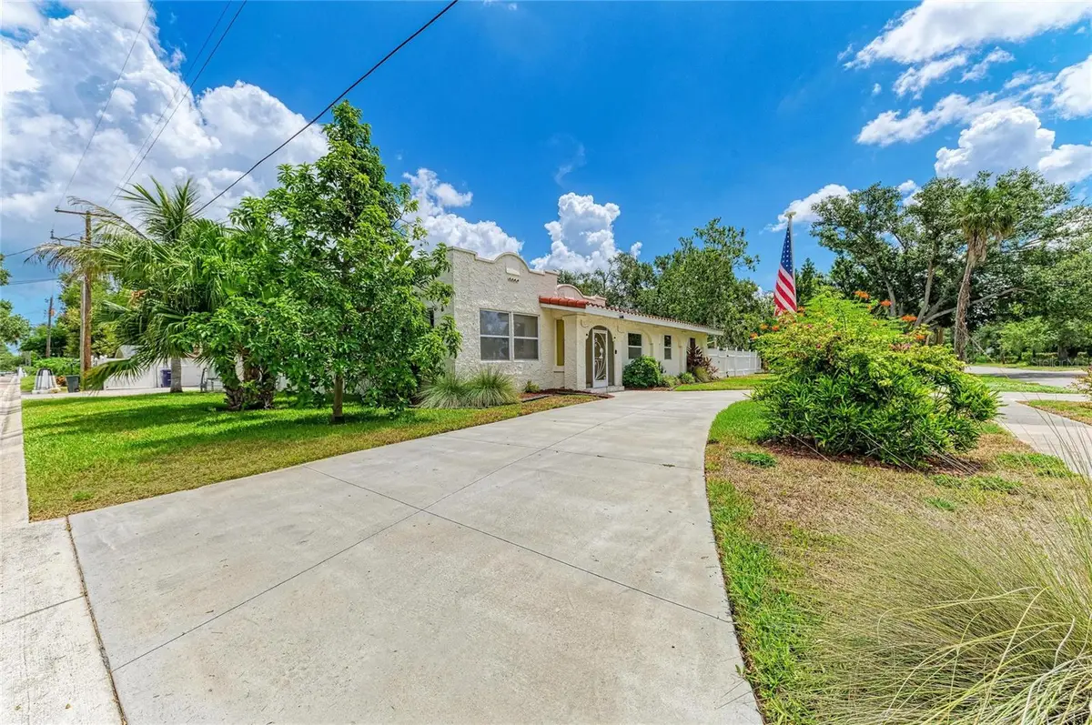1712 4th Street W, Palmetto, FL 34221 - #1