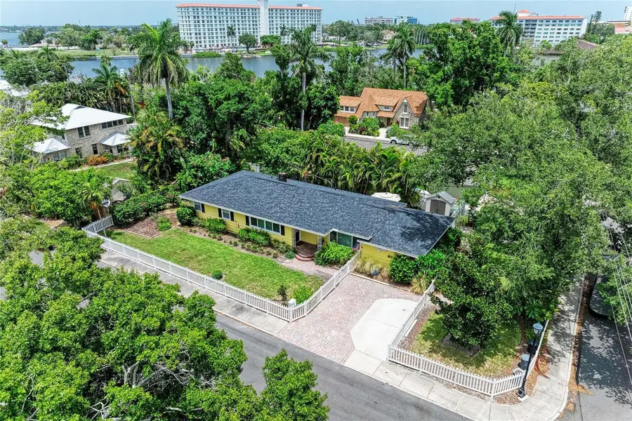 405 20th Street W, Bradenton, FL 34205 - #3