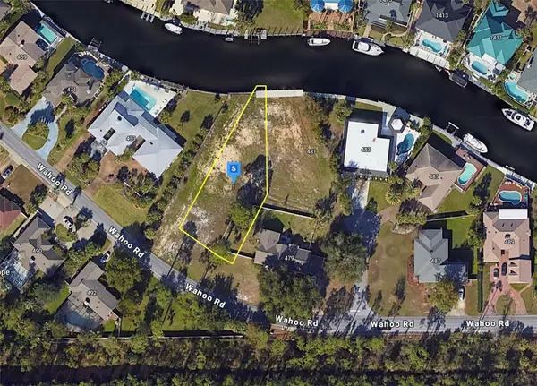 475 Wahoo Road, PANAMA CITY BEACH, FL 32408