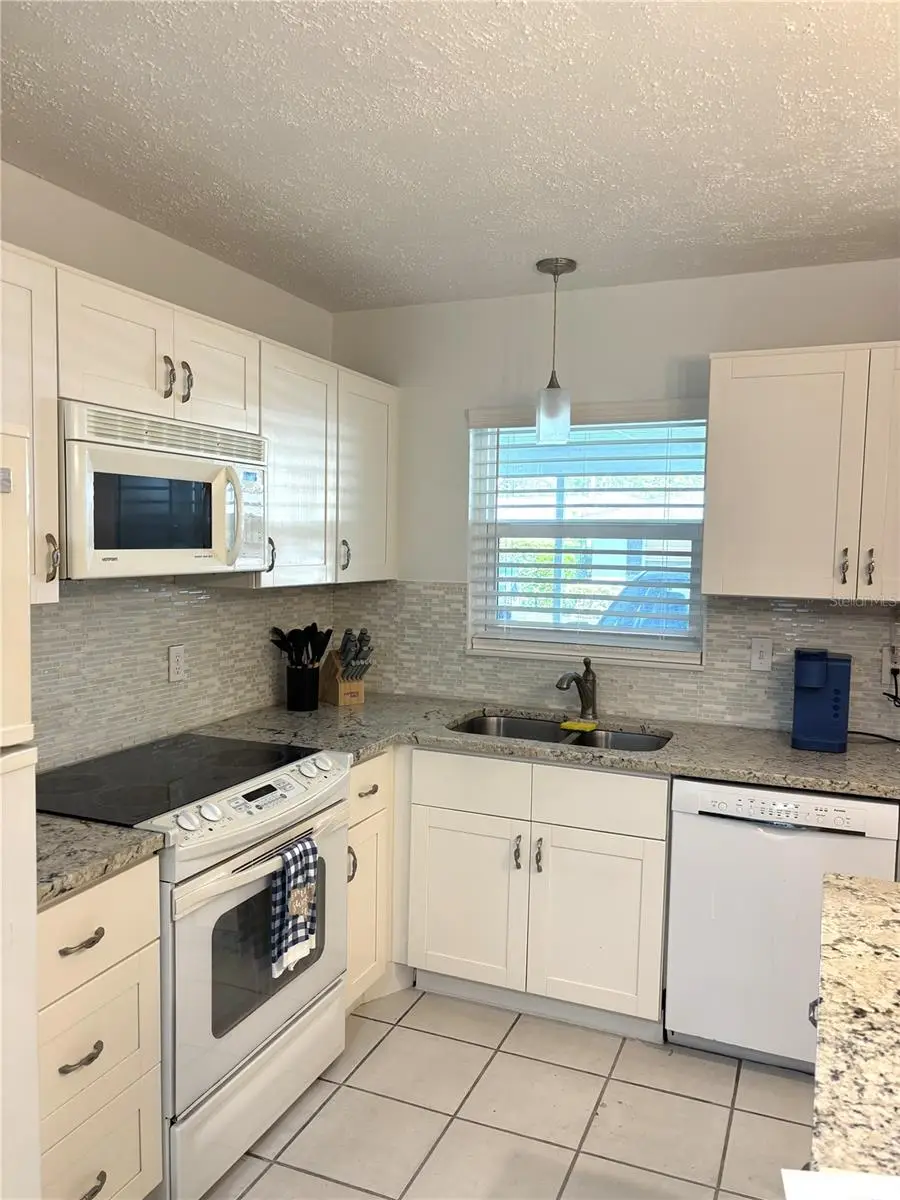 2115 9th Avenue W #6B, Bradenton, FL 34205 - #3