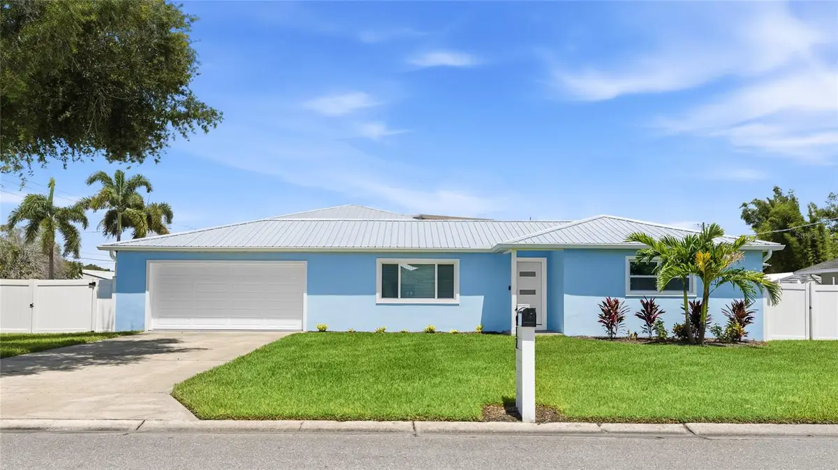 912 21st Street W, Palmetto, FL 34221 - #1