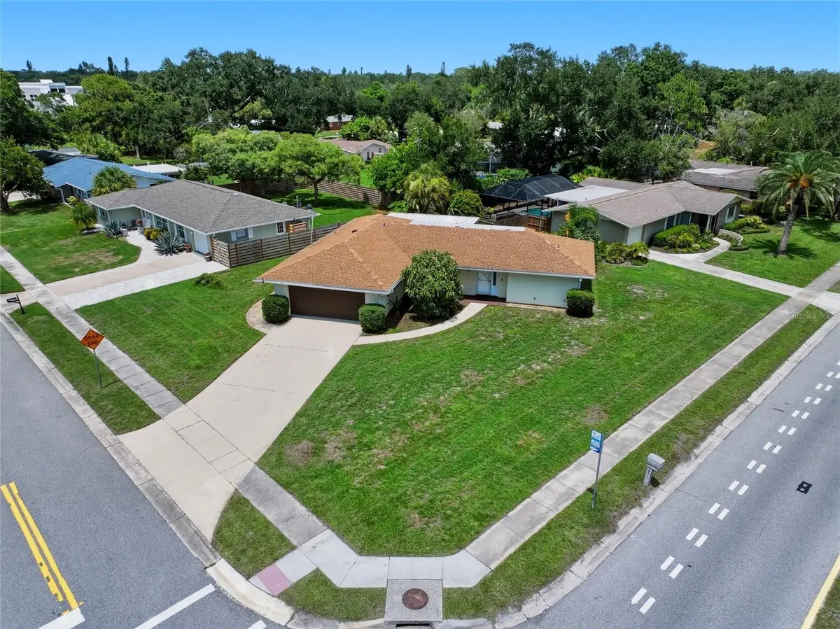 2711 Gulf Gate Drive, Sarasota, FL 34231 - #1