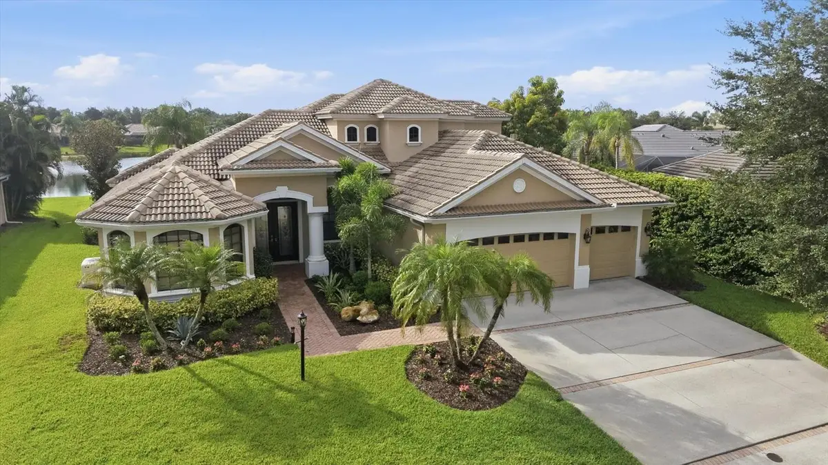 6915 Honeysuckle Trail, Lakewood Ranch, FL 34202 - #1