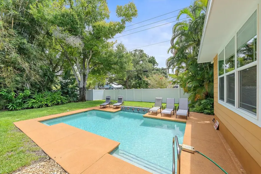 2395 Hyde Park Street, Sarasota, FL 34239 - #2
