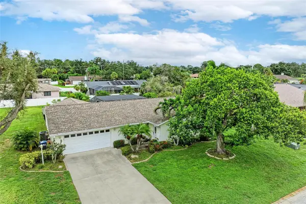 4723 Palm Aire Circle, SARASOTA, FL 34243