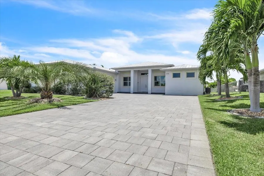 2918 SE 10th Place, Cape Coral, FL 33904 - #2