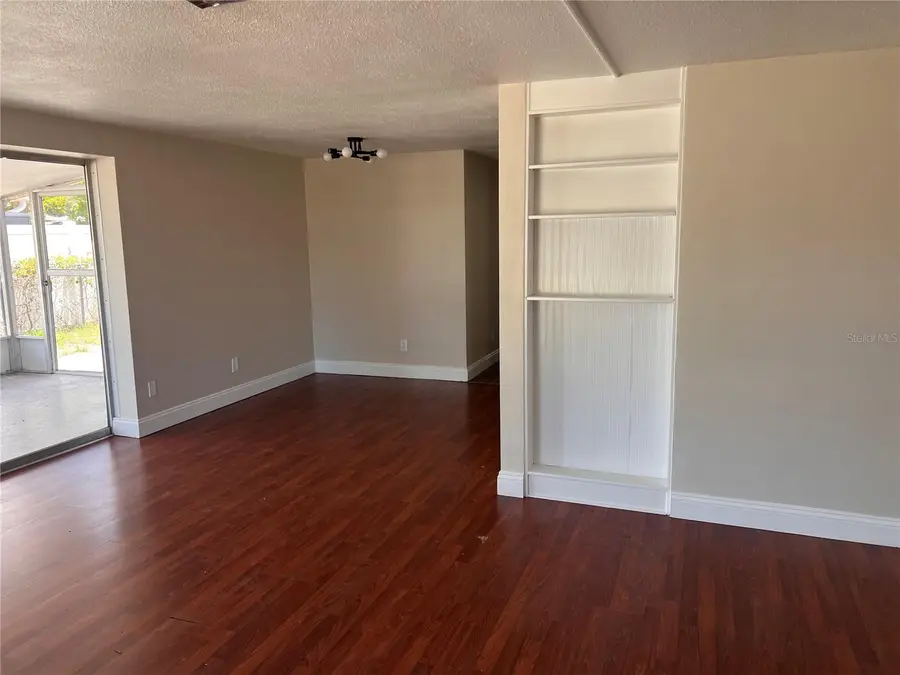 6111 Rollins Street, Bradenton, FL 34207 - #2