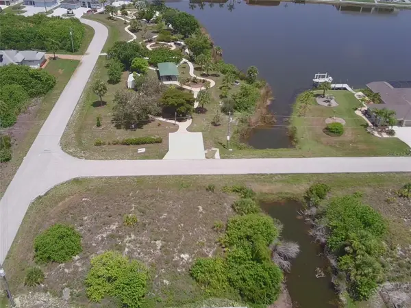 13489 Trascoro Lane, PORT CHARLOTTE, FL 33981