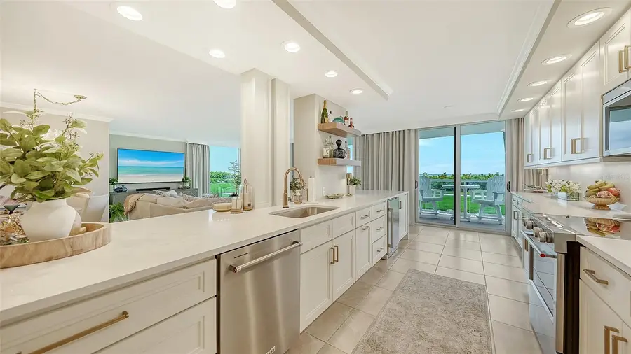2425 Gulf Of Mexico Drive #1B, Longboat Key, FL 34228 - #3