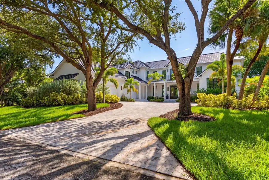 656 Tropical Circle, Sarasota, FL 34242 - #2