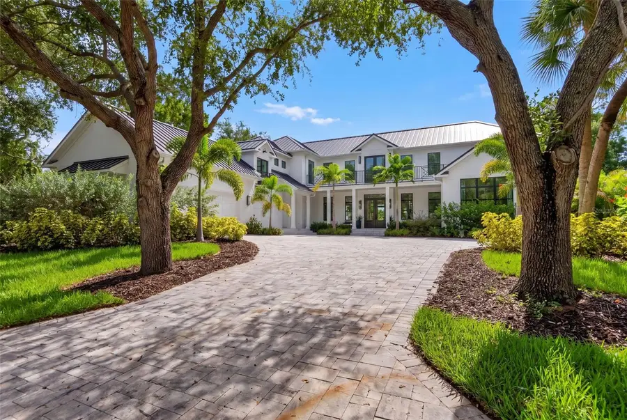 656 Tropical Circle, Sarasota, FL 34242 - #3