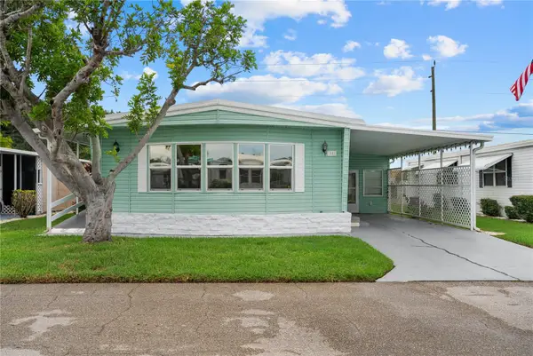 808 53rd Avenue E #18, BRADENTON, FL 34203