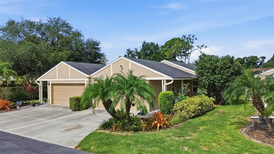 308 Chartley Court N, Sarasota, FL 34232 - #3