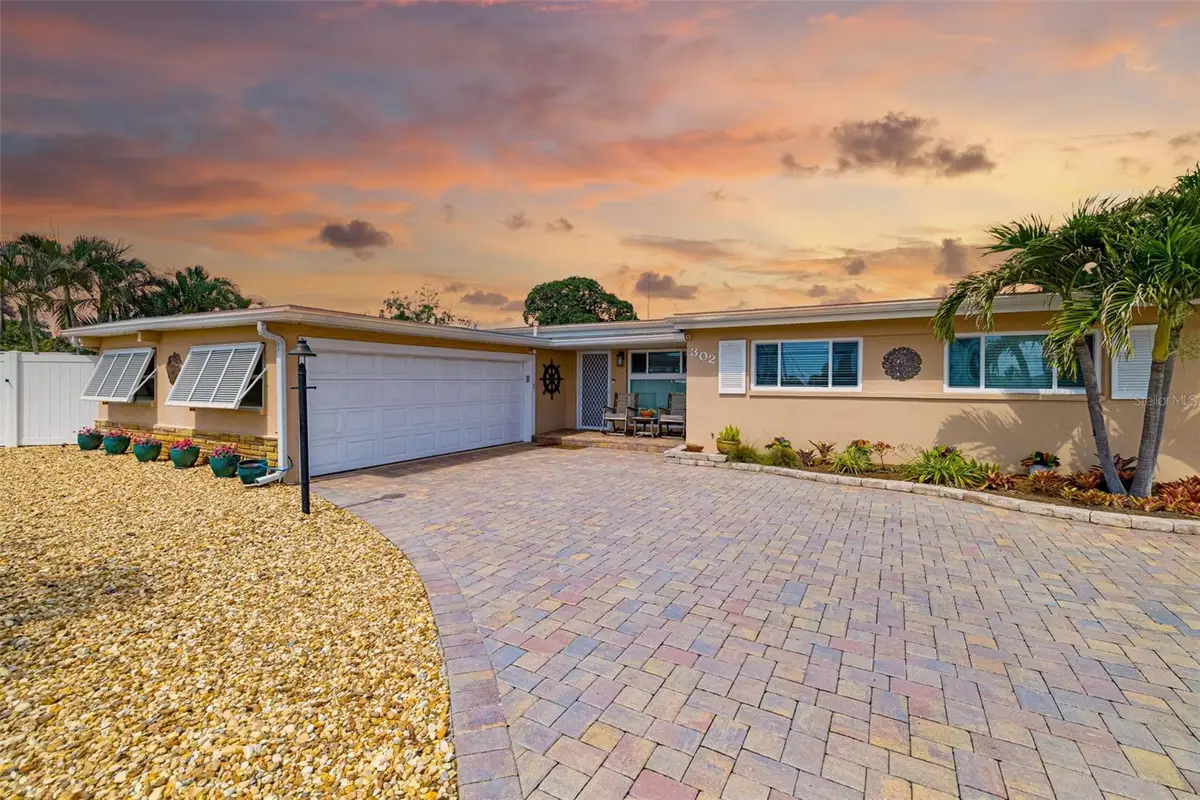 302 Bryn Mawr Island, Bradenton, FL 34207 - #1