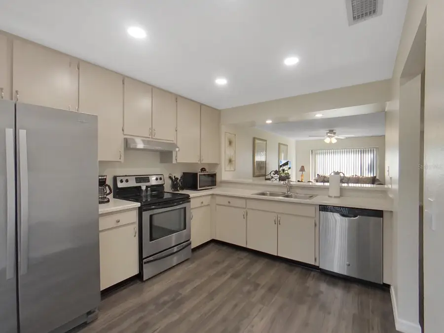 7805 Amberlea Court, Temple Terrace, FL 33637 - #2