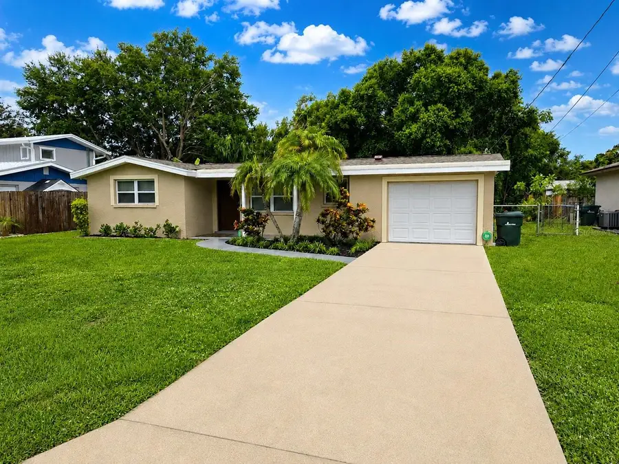 4200 Winthrop Street, Sarasota, FL 34232 - #2