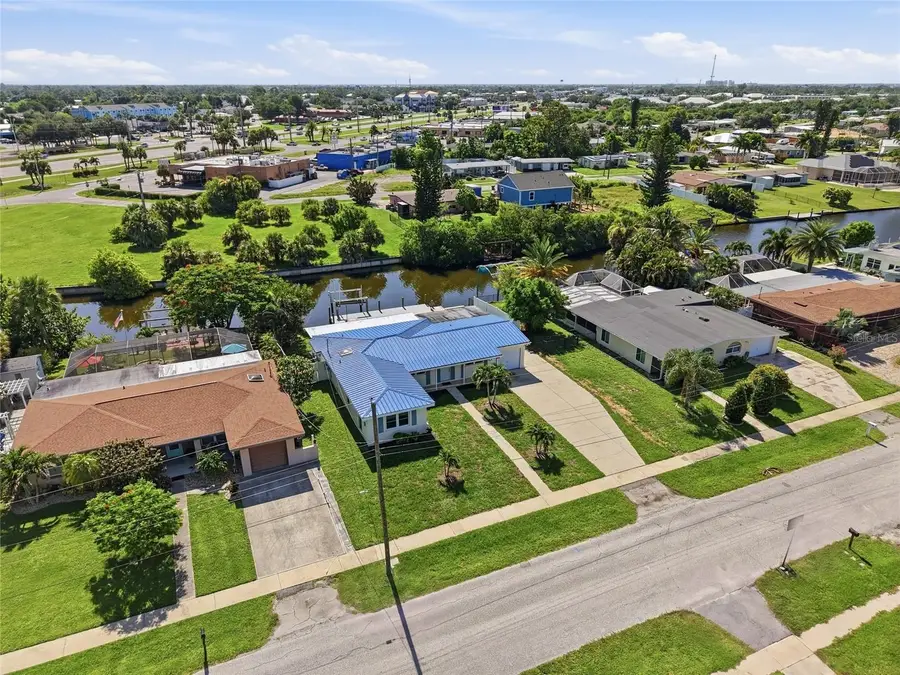 181 Duxbury Avenue, Port Charlotte, FL 33952 - #2