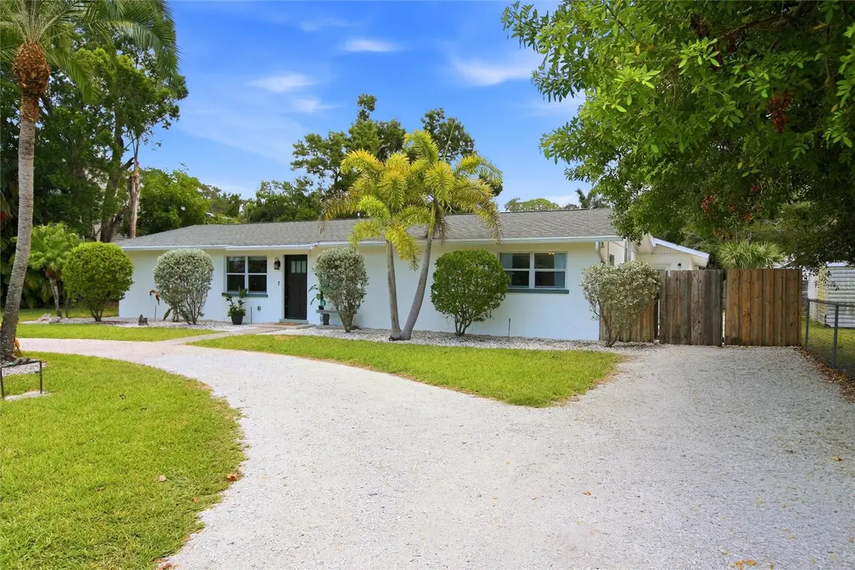 706 18th Avenue Drive W, Palmetto, FL 34221 - #1