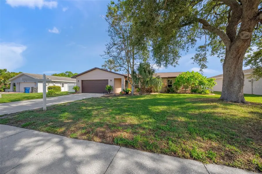 911 Southern Pine Lane, Sarasota, FL 34243 - #2