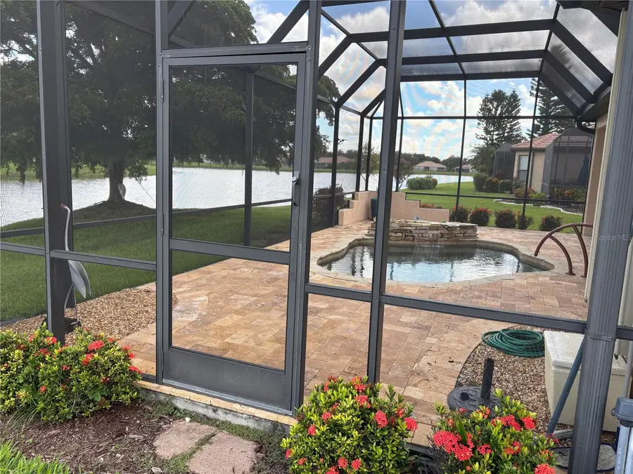 8053 Stirling Falls Circle, Sarasota, FL 34243 - #2