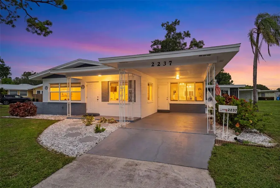 2237 2nd Avenue E, Bradenton, FL 34208 - #2