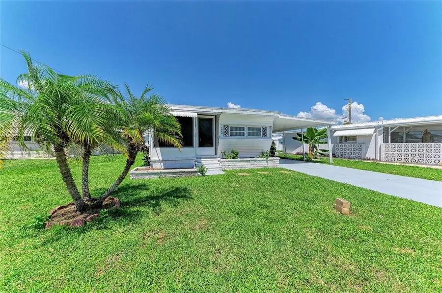 4924 Oakland Hills Avenue, Sarasota, FL 34234 - #2