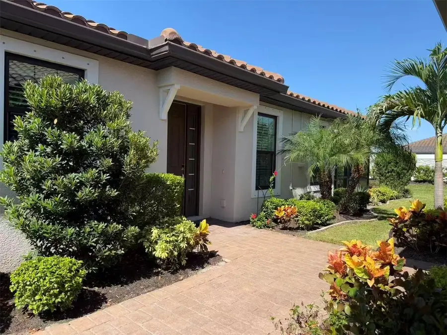 6066 Mesa Glen, Bradenton, FL 34203 - #3