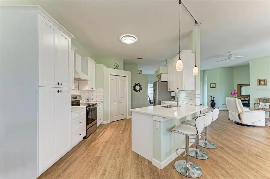 7102 42nd Court E, Sarasota, FL 34243 - #2