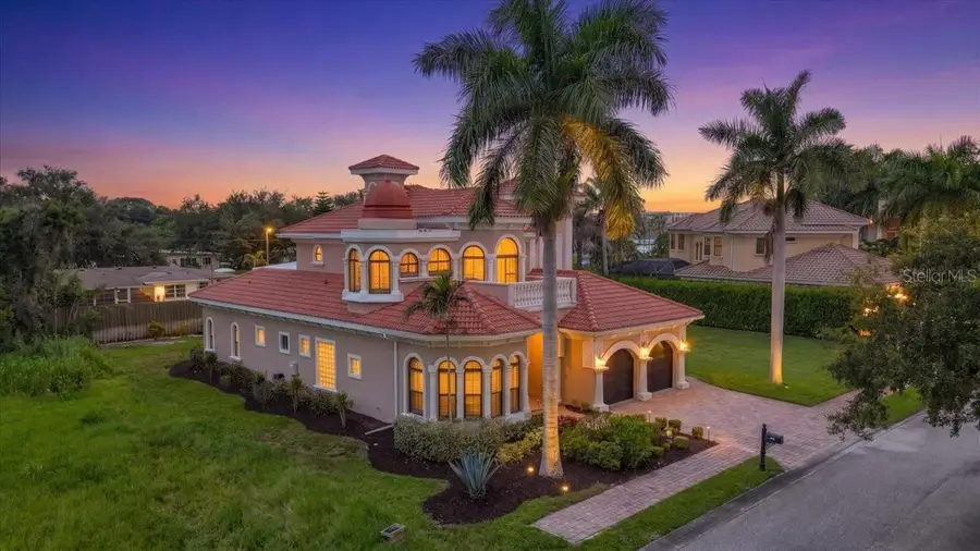 1650 Assisi Drive #16, Sarasota, FL 34231 - #2