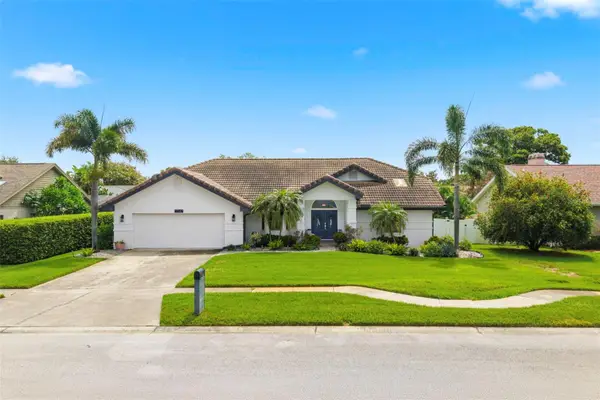 3347 Lake Shore Lane, CLEARWATER, FL 33761