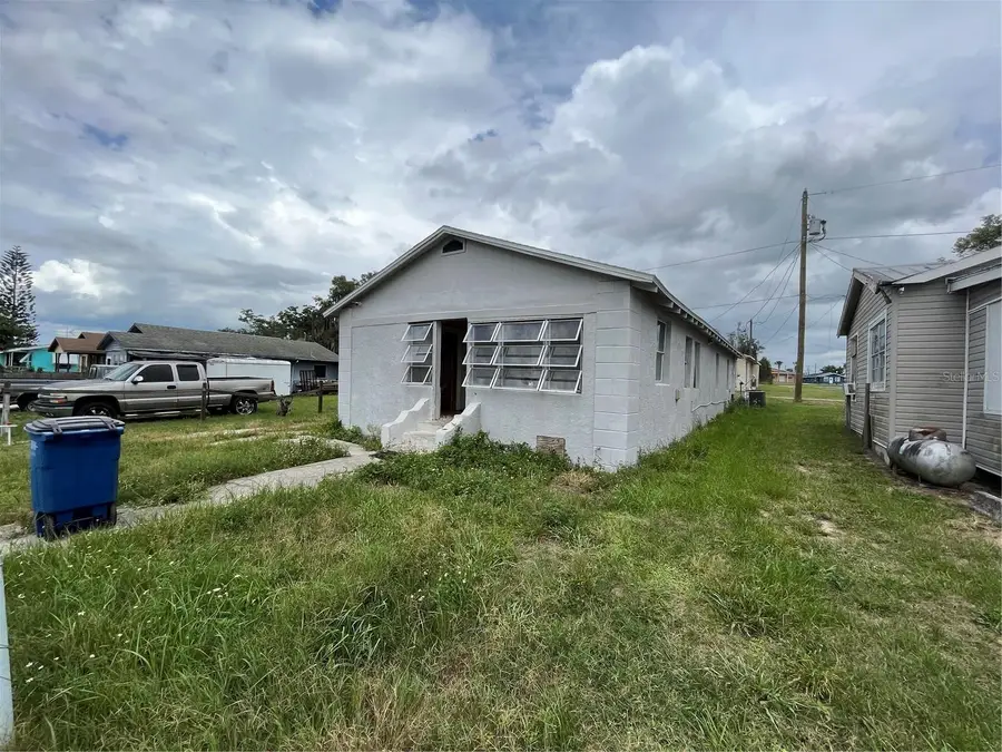 852 Shirley Street, Sebring, FL 33870 - #3