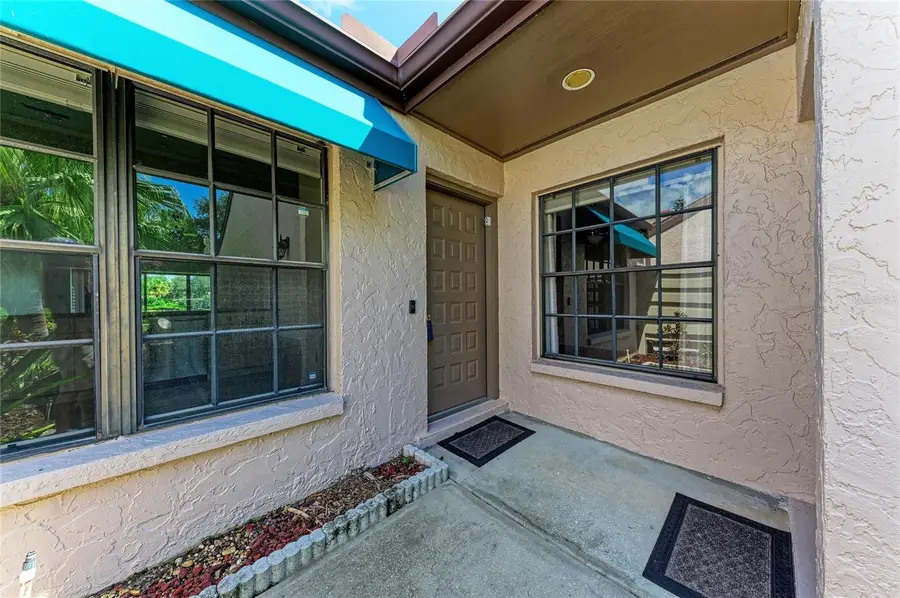 6085 Clubside Drive, Sarasota, FL 34243 - #3