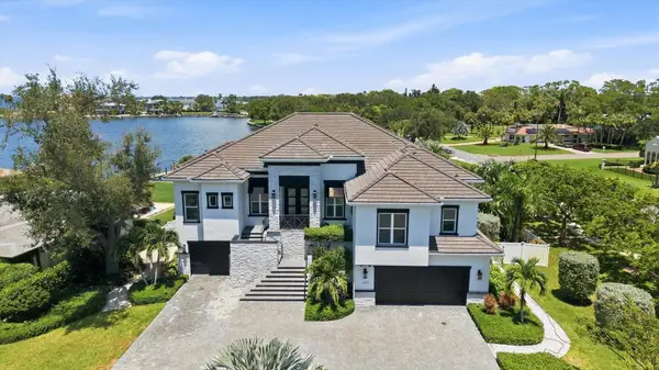 387 S Shore Drive, SARASOTA, FL 34234